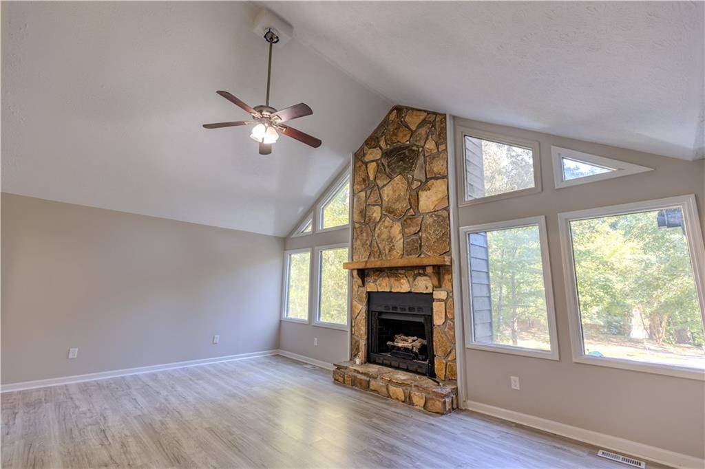 Woodstock, GA 30189,123 Williamsburg LN