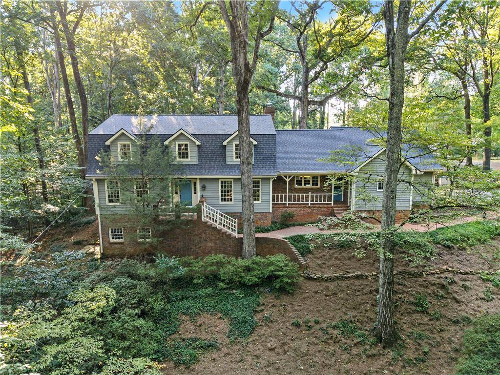 Tucker, GA 30087,2110 Stoneleigh DR