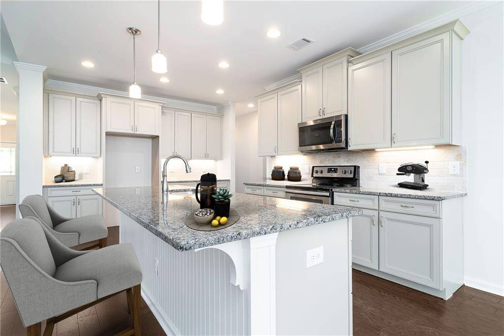 Waleska, GA 30183,122 Fort Gibson CT