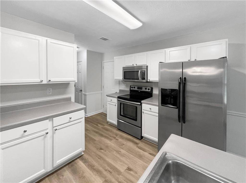 Snellville, GA 30039,4107 Round Stone TRL