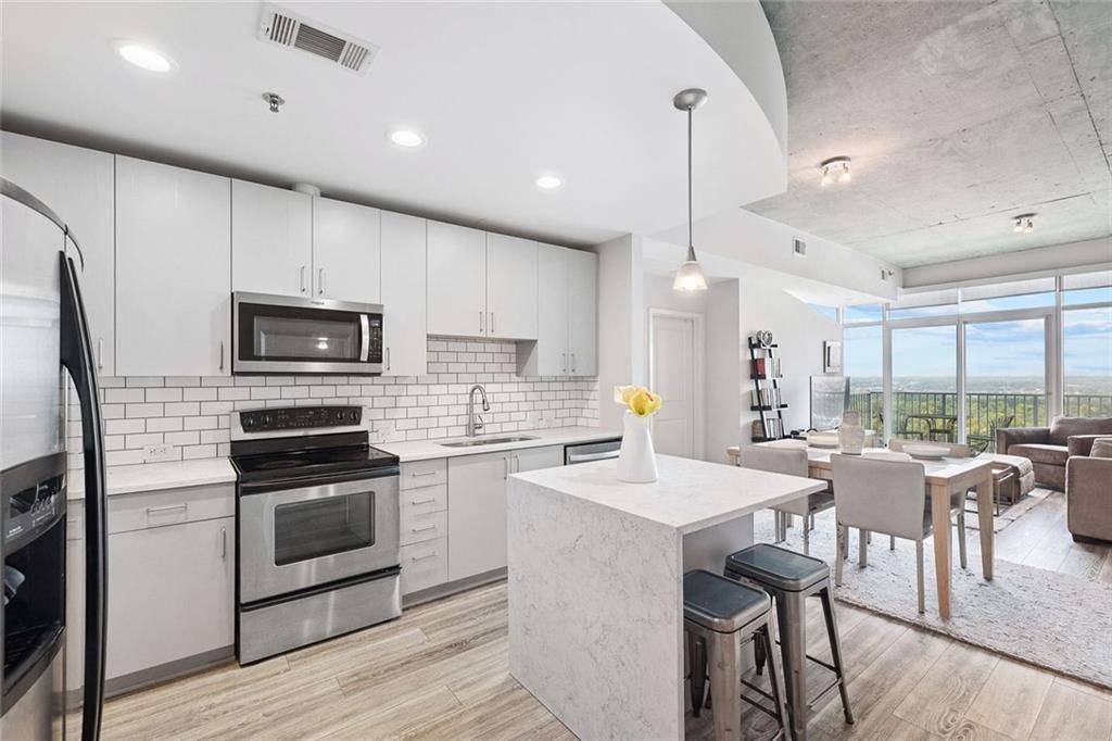 Atlanta, GA 30305,250 Pharr RD NE #1216