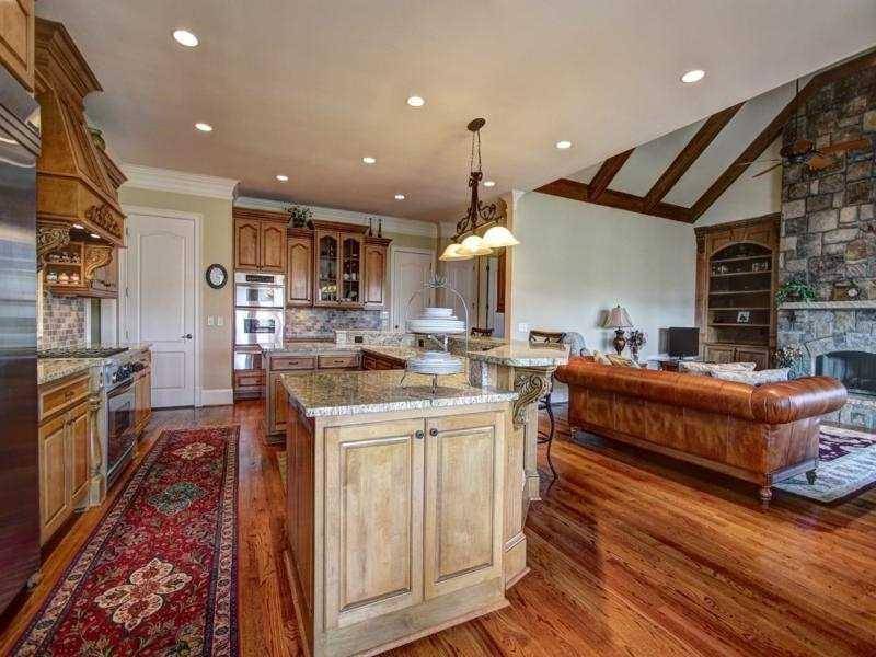 Marietta, GA 30067,502 RIVERCLIFF TRCE
