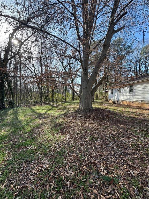 Stone Mountain, GA 30088,1027 N Born RD