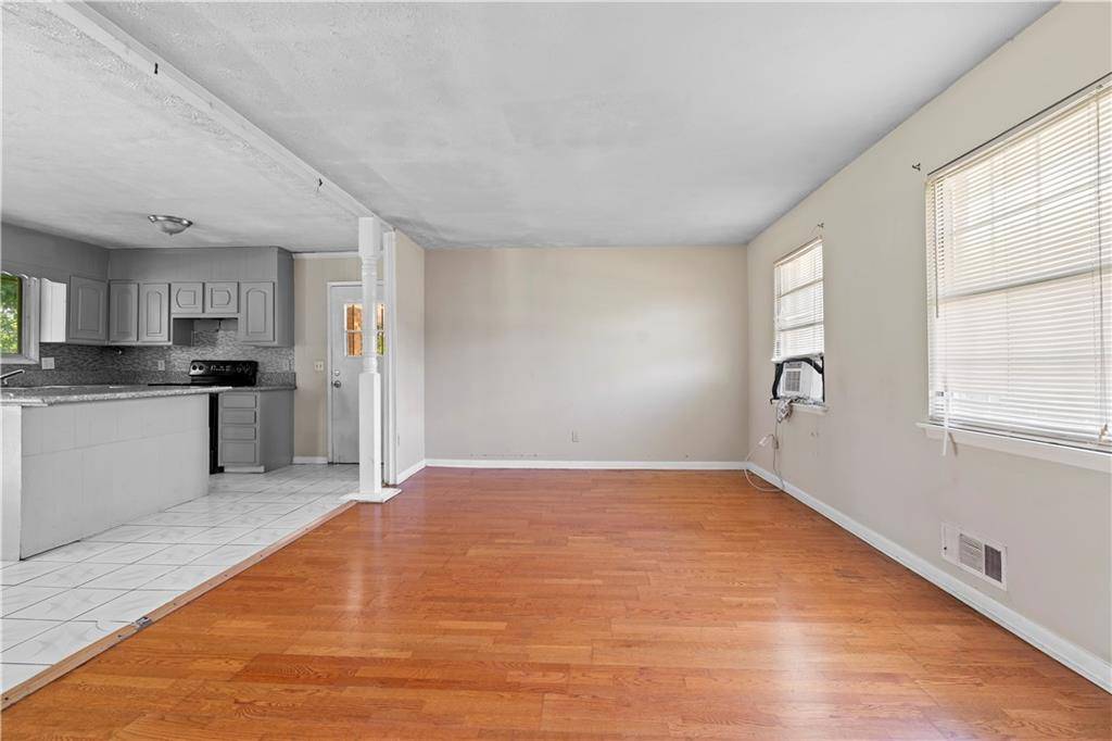 Riverdale, GA 30274,462 Paul ST