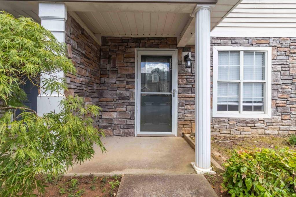 Dallas, GA 30132,208 Park ST #114