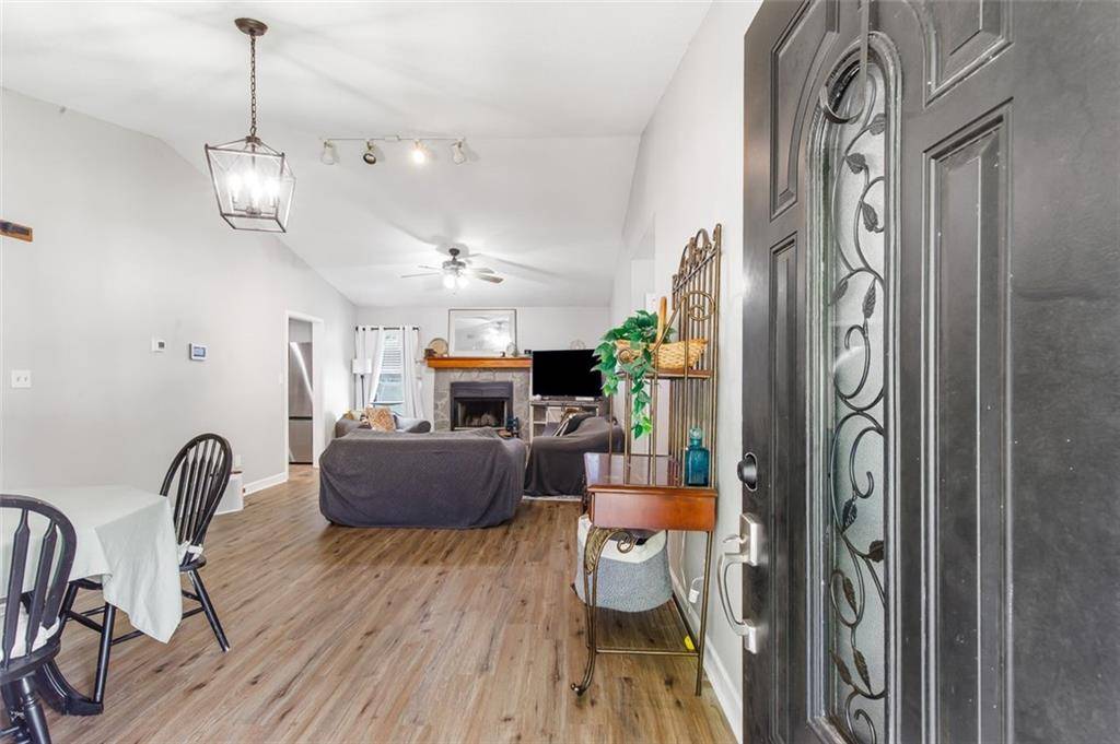 Dallas, GA 30132,237 MONA PL