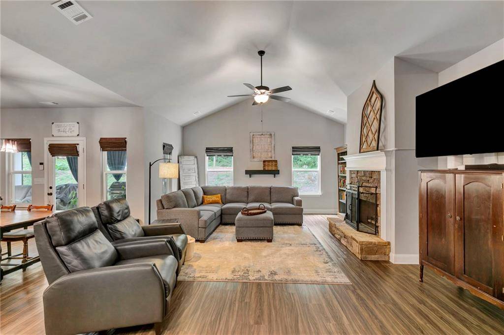 Temple, GA 30179,453 Mulberry Rock RD