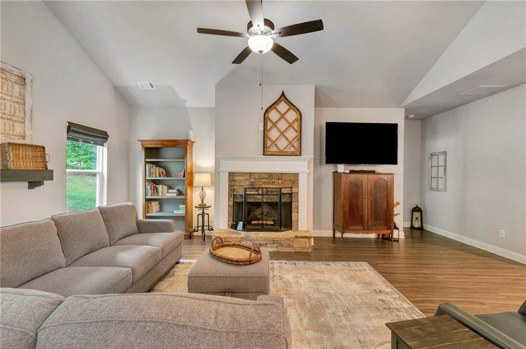 Temple, GA 30179,453 Mulberry Rock RD