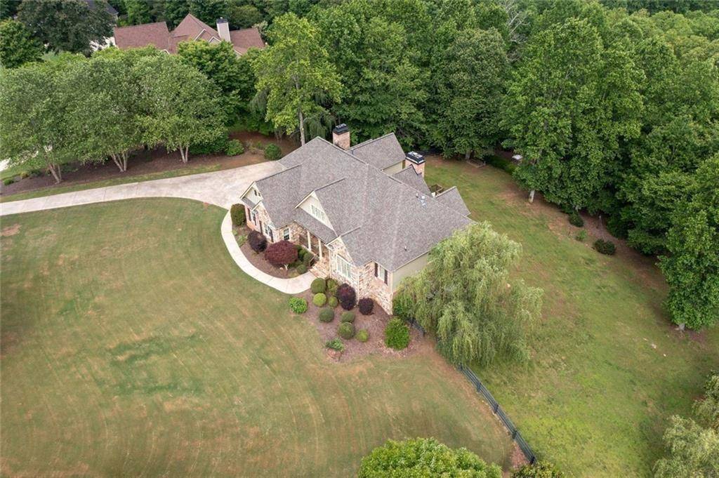 Ball Ground, GA 30107,300 Hemlock CV