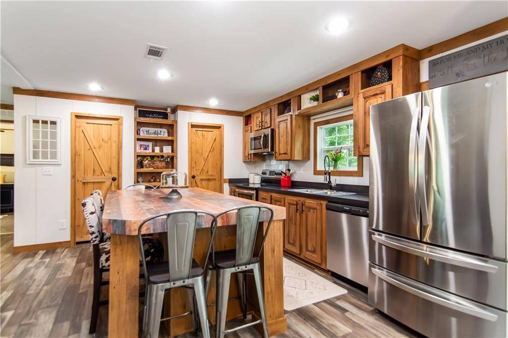 Ellijay, GA 30536,306 Cripple Creek LN