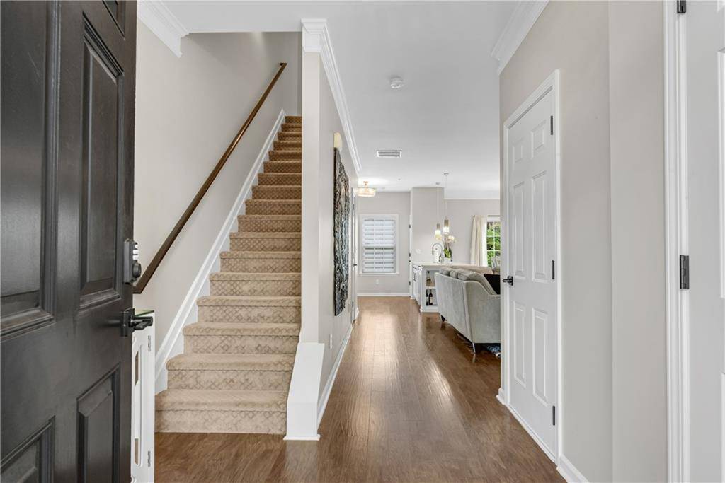 Woodstock, GA 30188,208 Magnolia Leaf DR