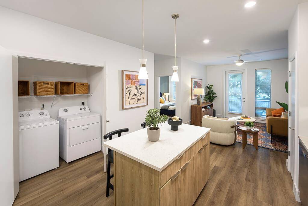 Atlanta, GA 30324,1950 Piedmont CIR #A2