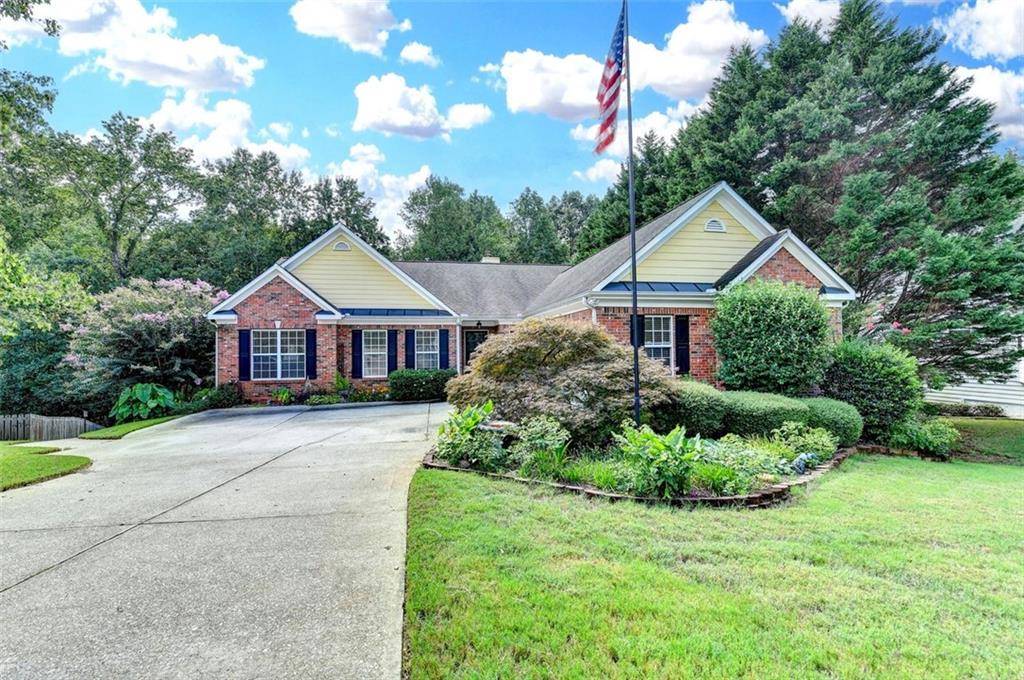 Flowery Branch, GA 30542,6307 BLUEGRASS LN
