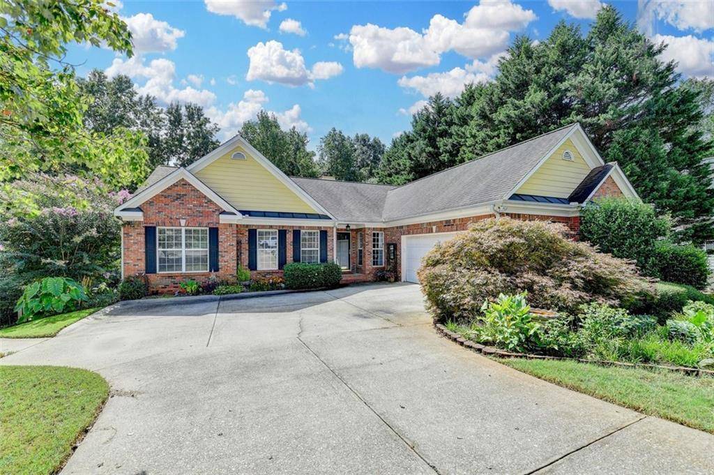 Flowery Branch, GA 30542,6307 BLUEGRASS LN