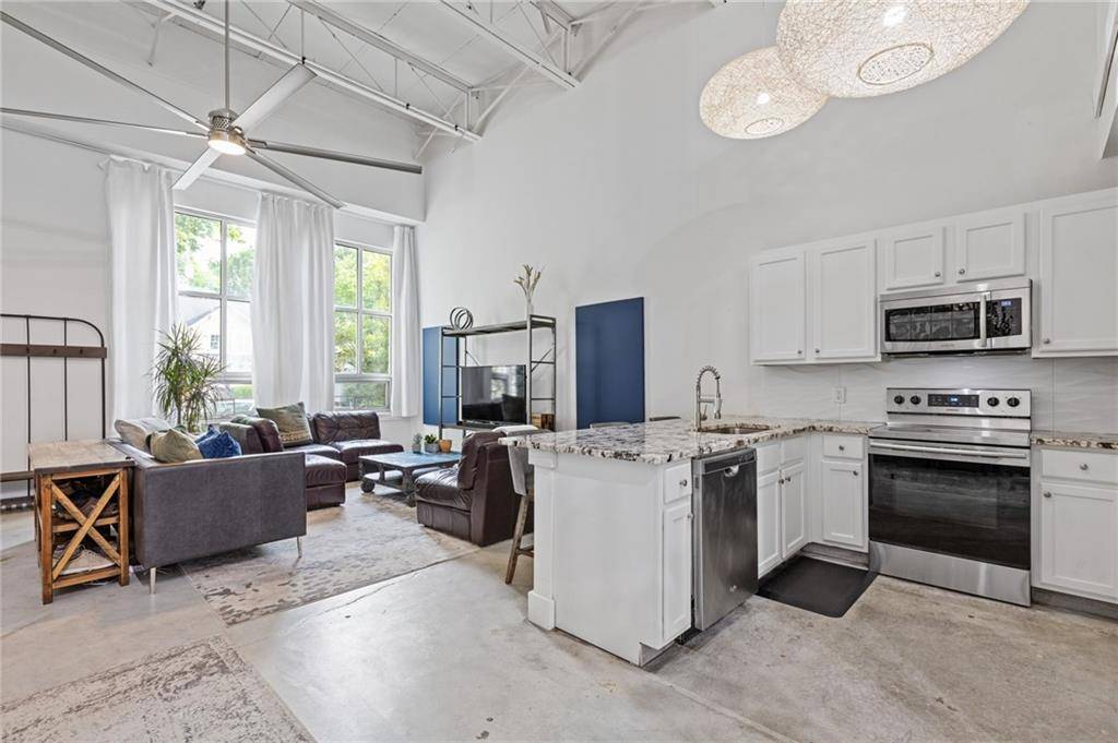 Atlanta, GA 30316,807 Field ST SE