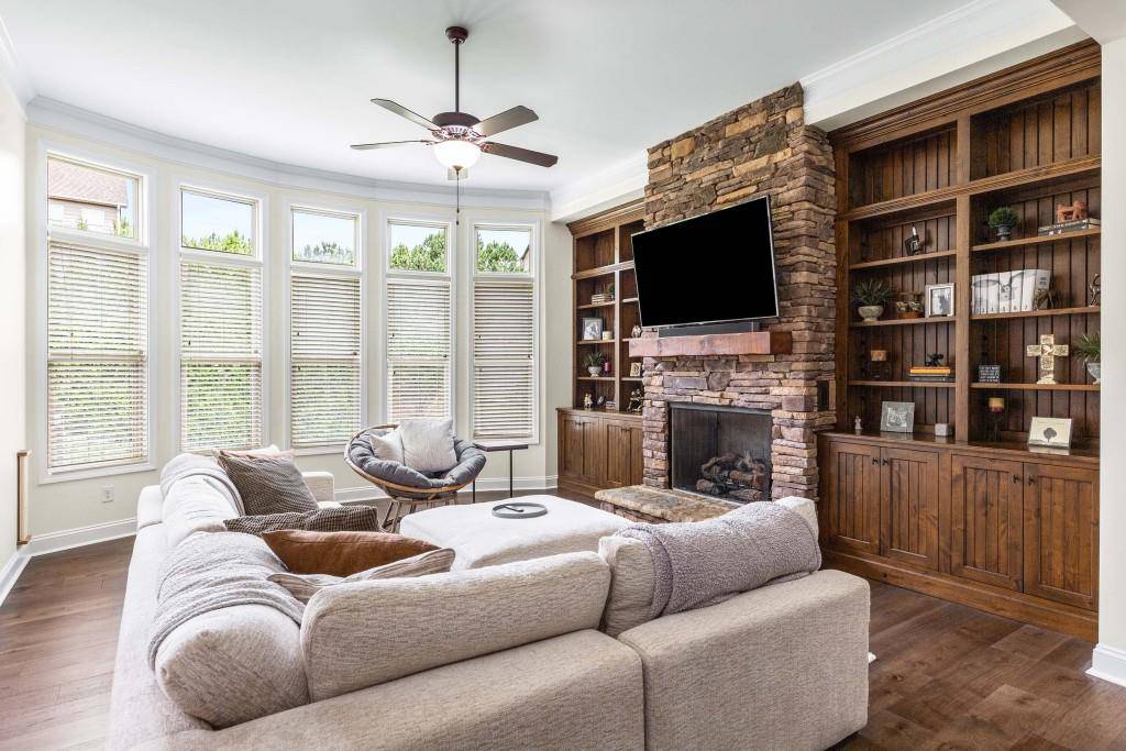 Canton, GA 30114,107 Clubhouse LN