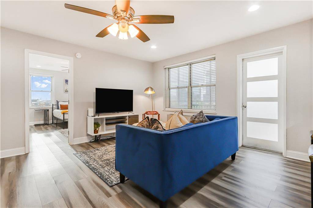 Atlanta, GA 30308,300 Peachtree ST NE #3B