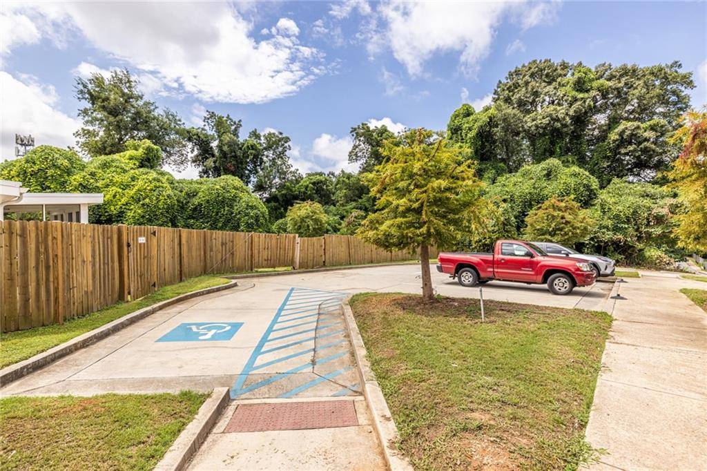 Atlanta, GA 30315,1651 Pryor RD SW