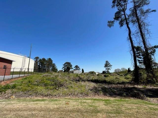 Austell, GA 30168,7249 Factory Shoals RD