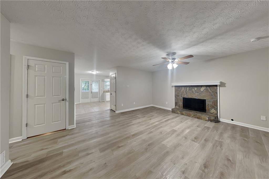 Dallas, GA 30132,20 Tracey LN