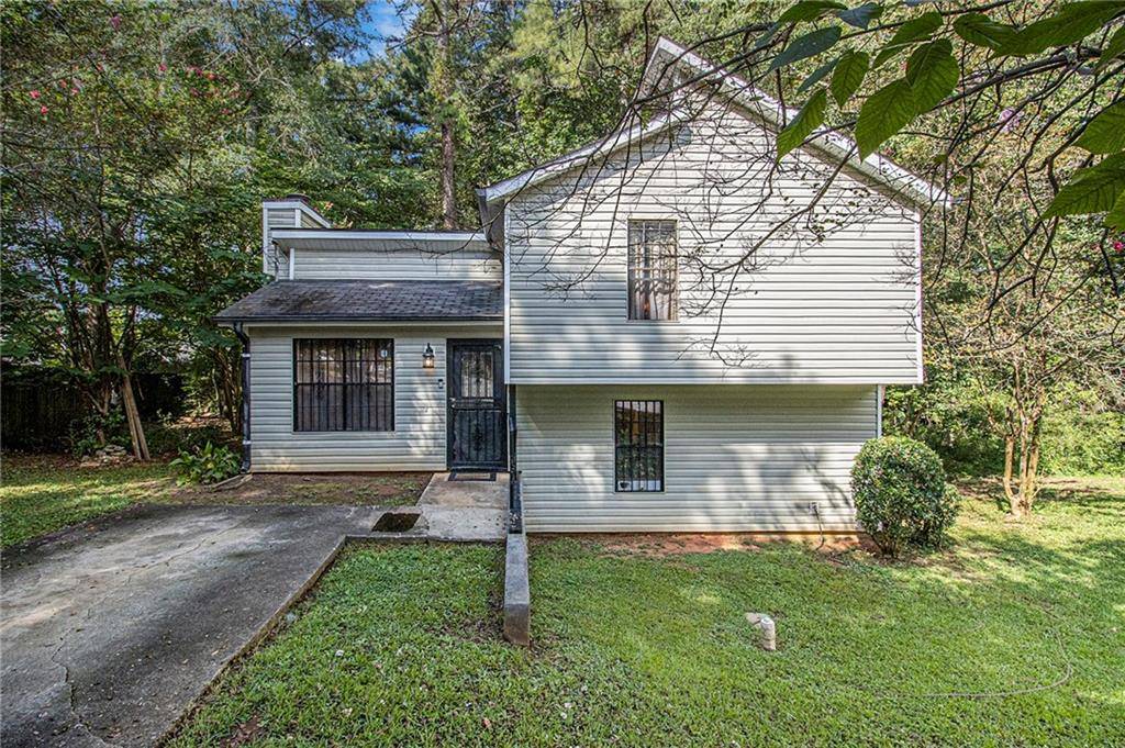 Lithonia, GA 30058,6175 Creekford DR