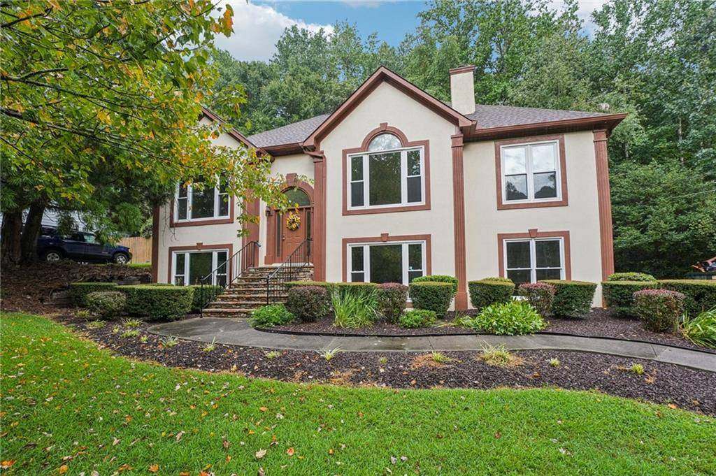 Buford, GA 30518,5820 Elm Tree DR