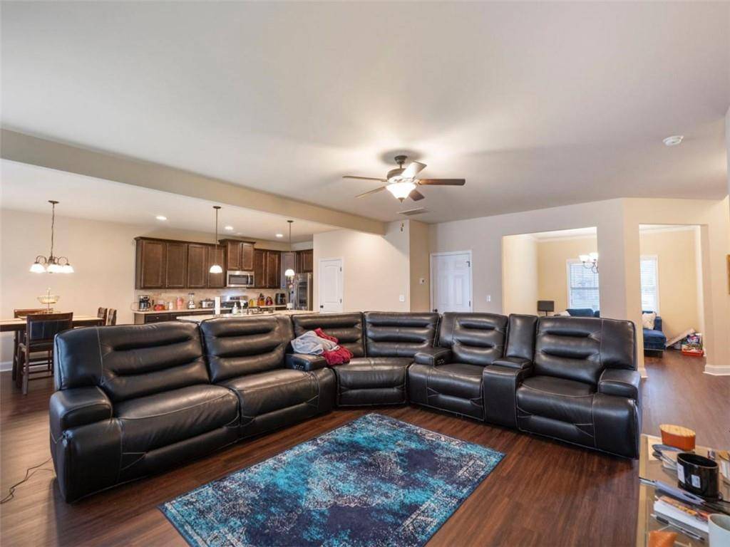 Rex, GA 30273,5667 Laney DR