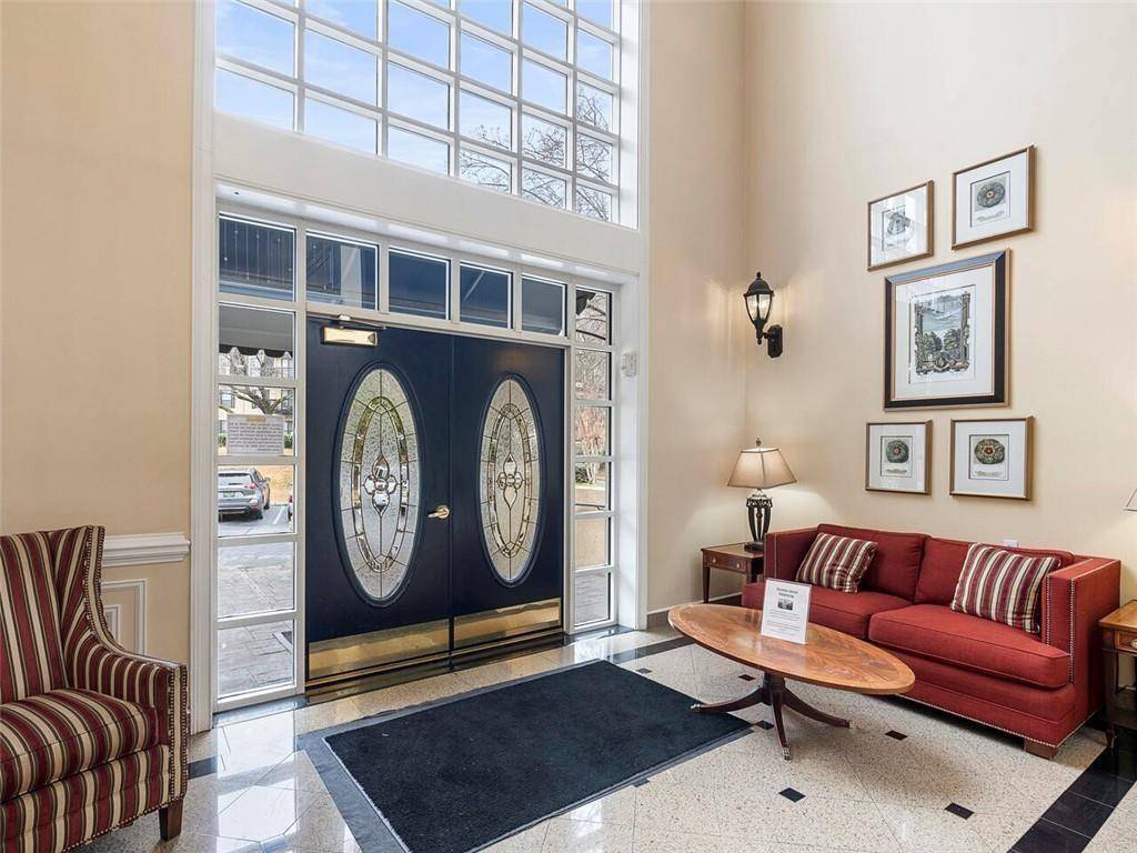 Atlanta, GA 30324,4115 Pine Heights DR NE