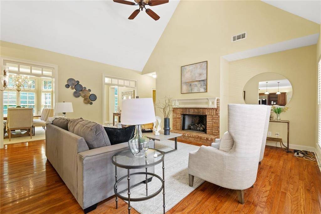 Dahlonega, GA 30533,251 Bearslide HOLW