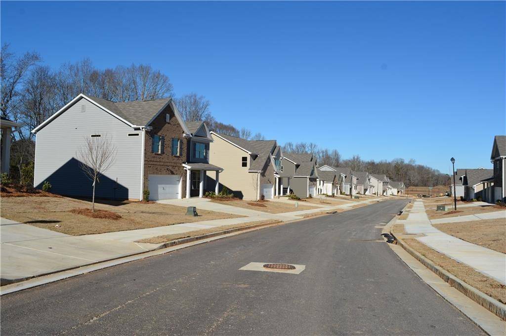 Braselton, GA 30517,215 Hellen Valey DR