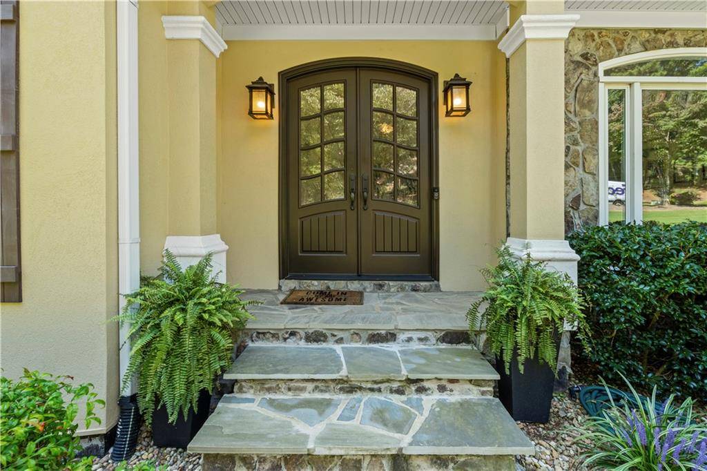 Alpharetta, GA 30004,212 Silver Birch CT