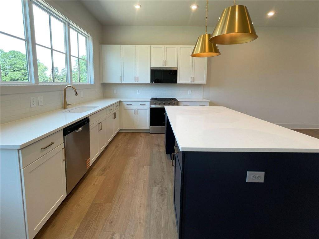 Atlanta, GA 30316,948 Hughley CIR #99