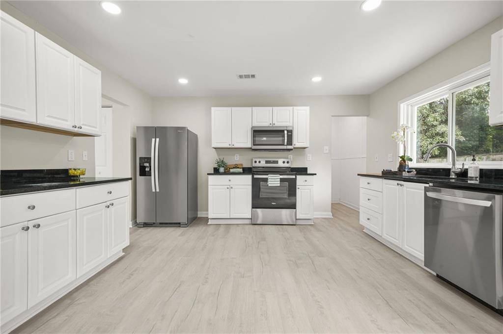 Lawrenceville, GA 30043,1478 Ridgewood PL