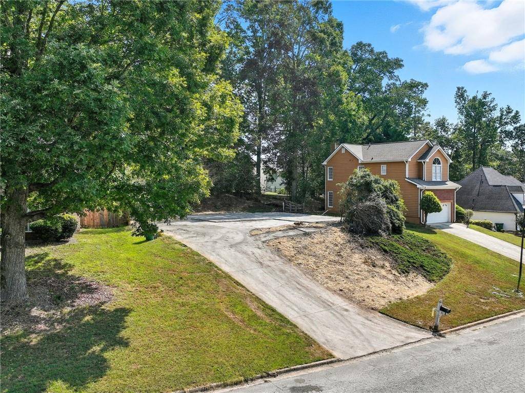 Stone Mountain, GA 30087,814 Malvern BLVD