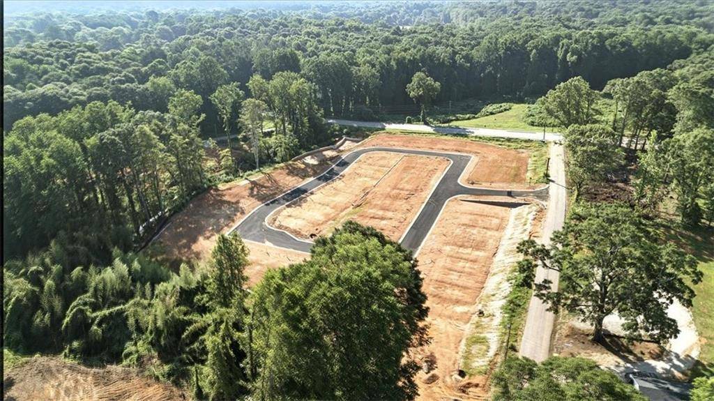 Lavonia, GA 30553,45 Wright Street #64