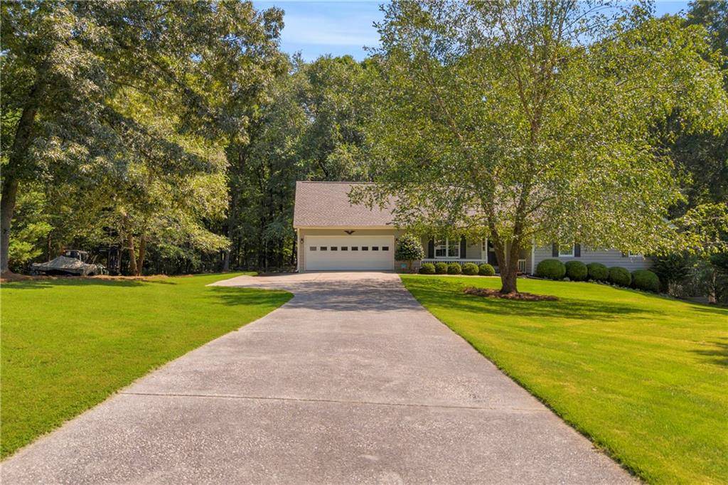 Loganville, GA 30052,3432 Greystone DR