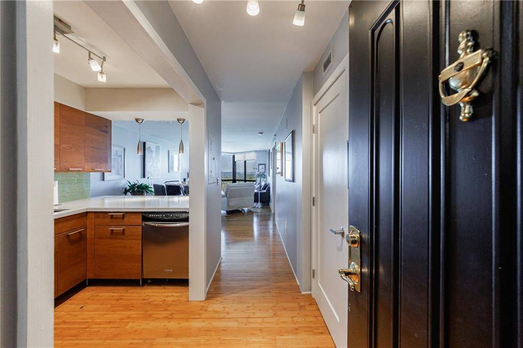 Atlanta, GA 30305,2870 Pharr Court South NW #2709