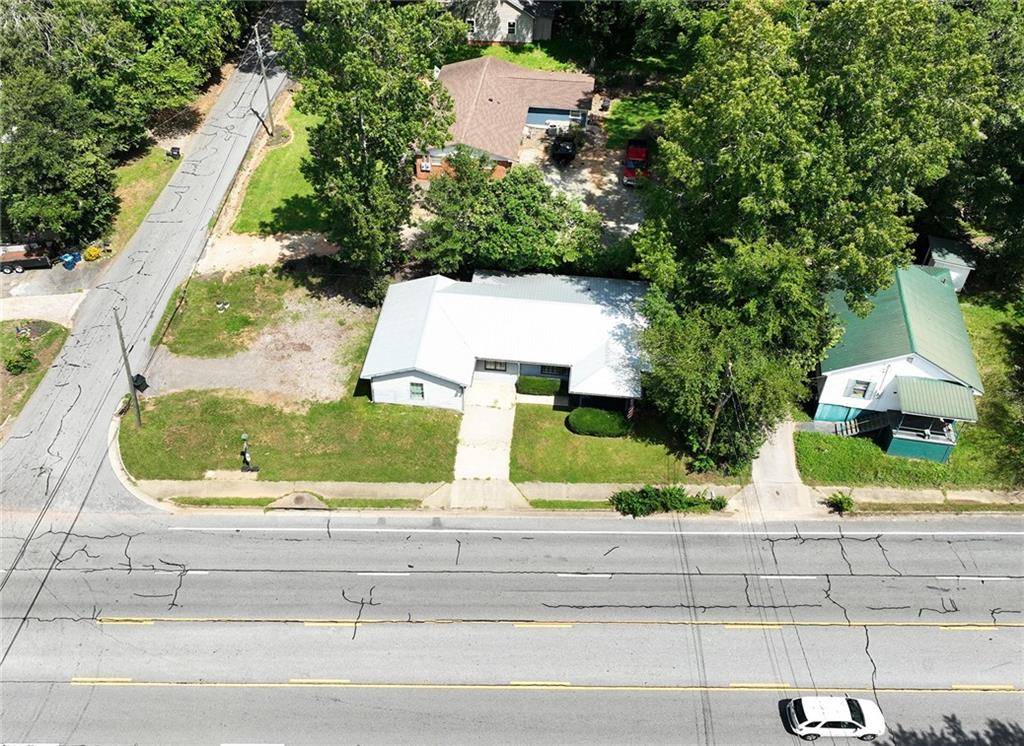 Athens, GA 30605,335 Barnett Shoals RD