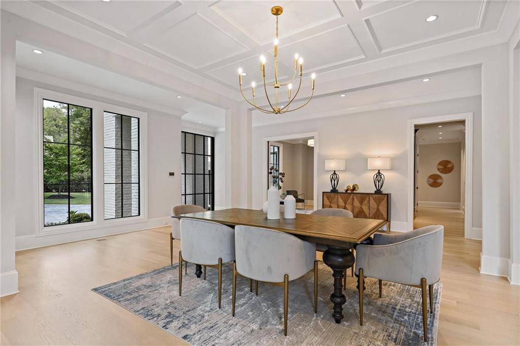 Atlanta, GA 30342,42 Blackland RD