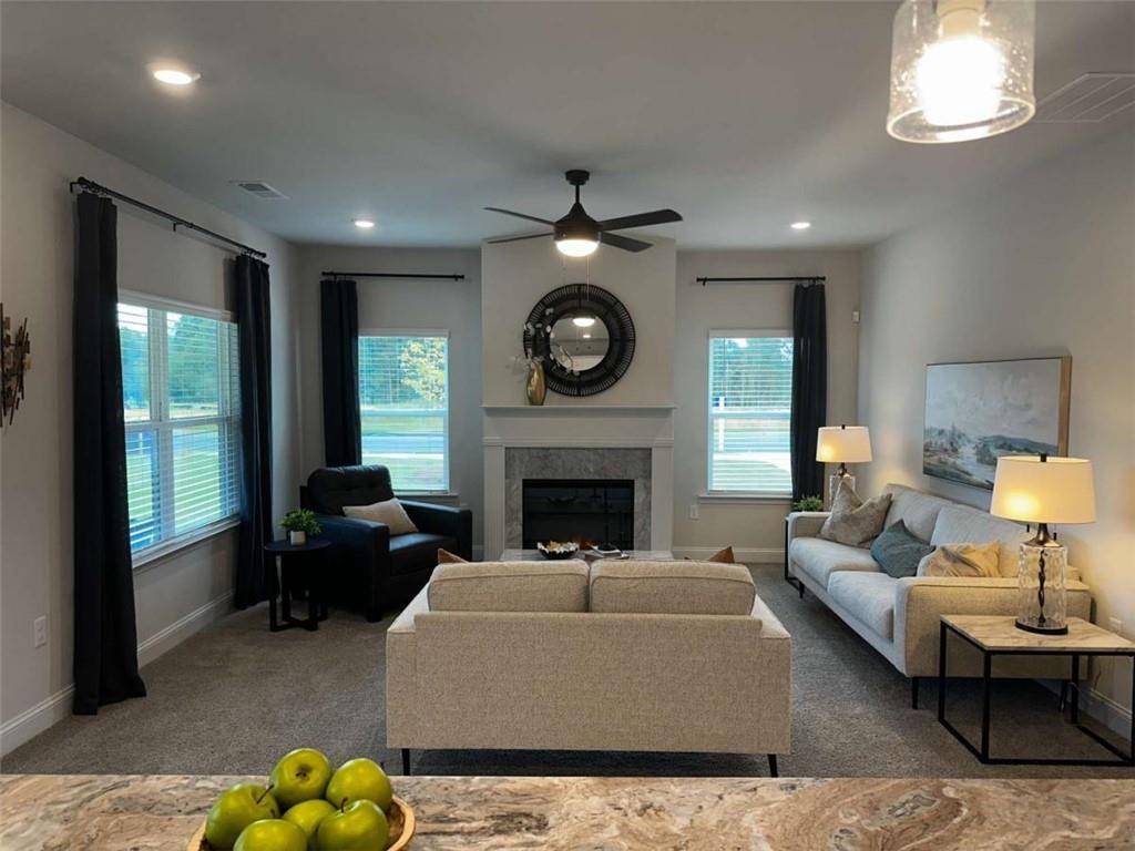 Carrollton, GA 30117,204 Chaucer LN