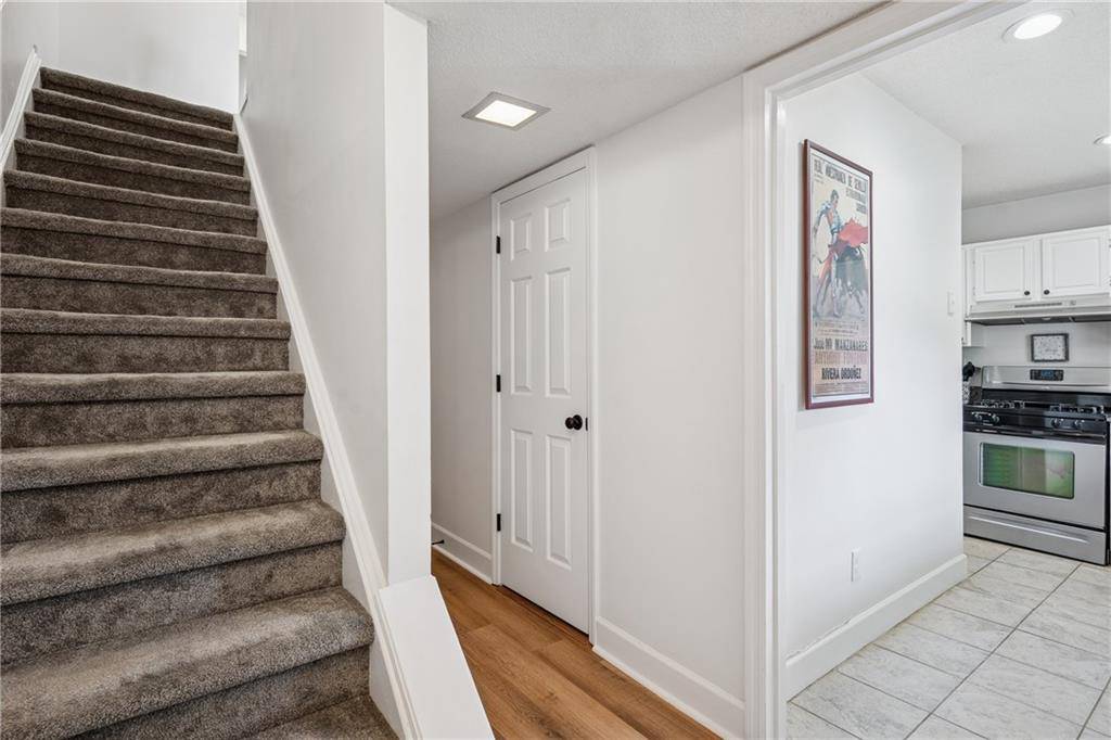 Atlanta, GA 30318,1771 Defoor AVE NW #D