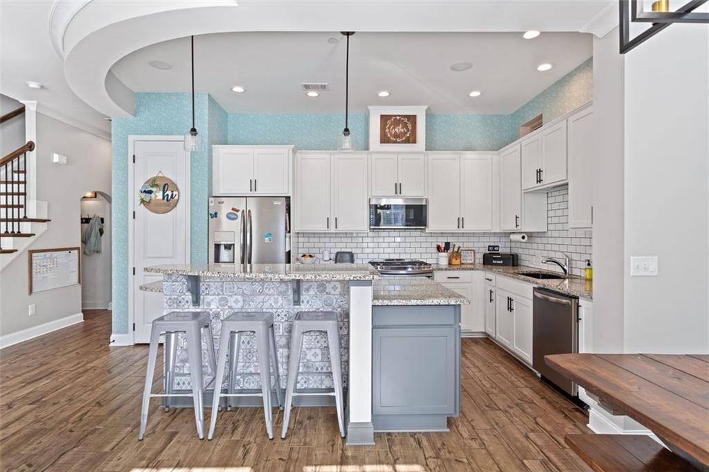 Smyrna, GA 30080,204 DELLWOOD DR SE