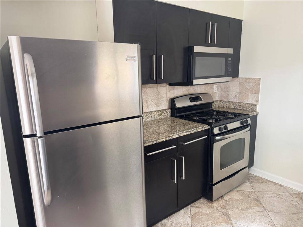 Marietta, GA 30068,2004 Parkaire XING