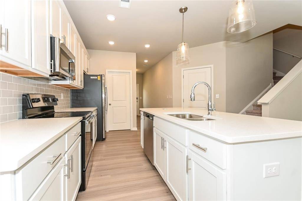 Ball Ground, GA 30107,818 Calvin Park DR