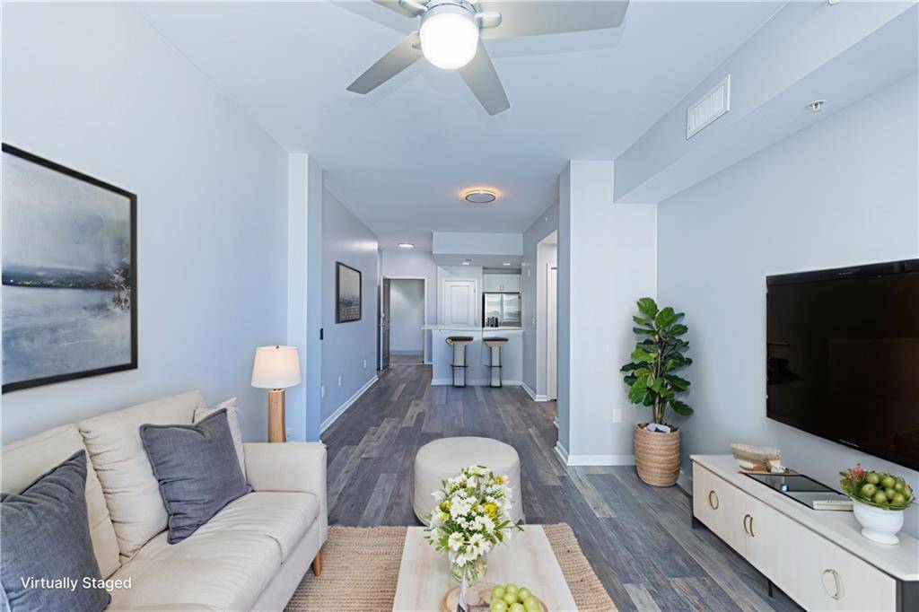 Atlanta, GA 30305,3040 Peachtree RD NW #613