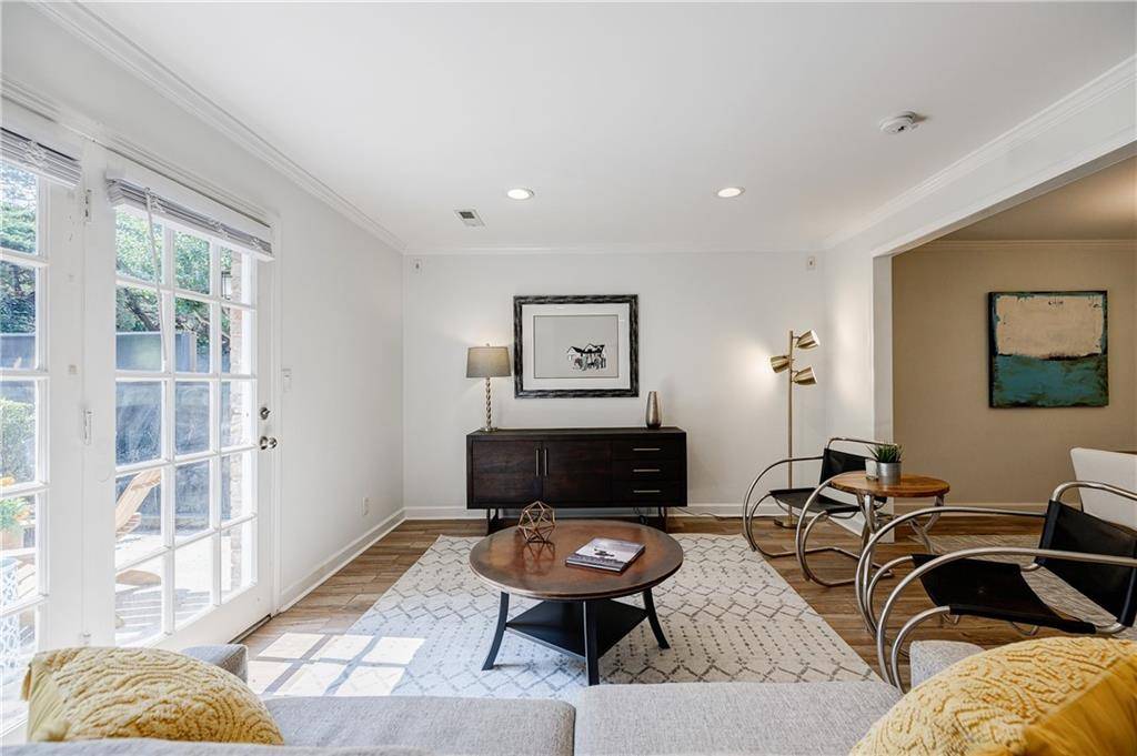 Atlanta, GA 30324,1106 Hampton WAY NE