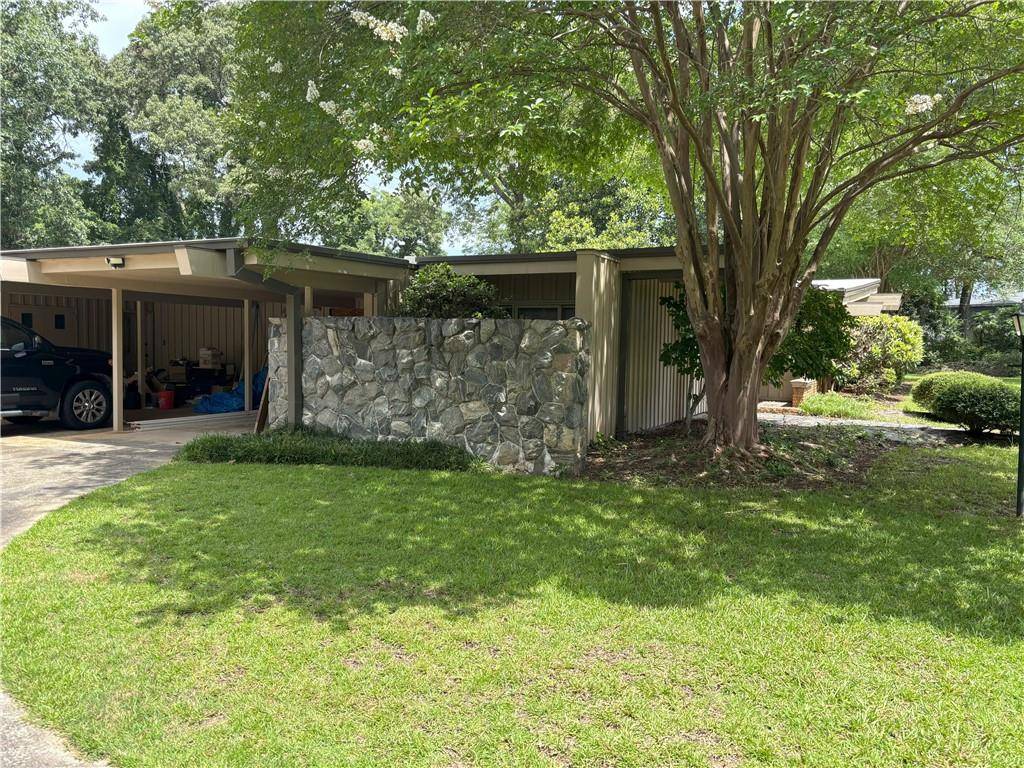 Warner Robins, GA 31093,123 Tanglewood DR