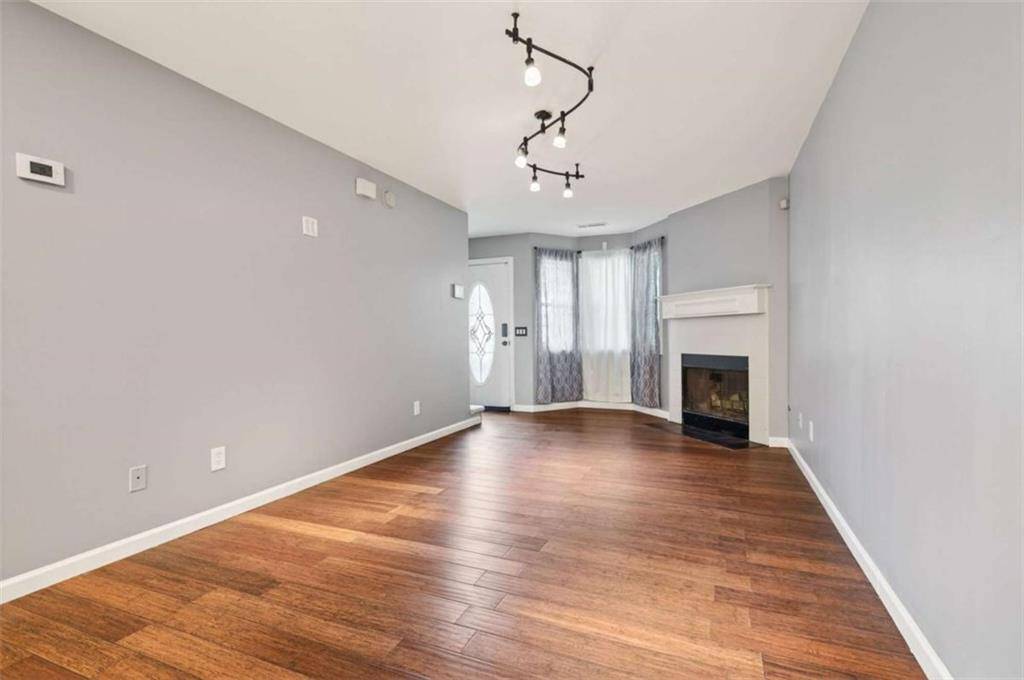 Kennesaw, GA 30144,1001 Hillsborough Chse