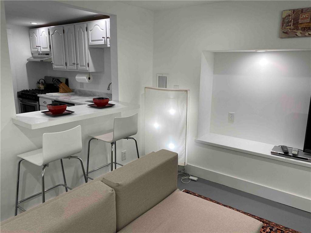 Atlanta, GA 30306,1566 N Morningside DR NE