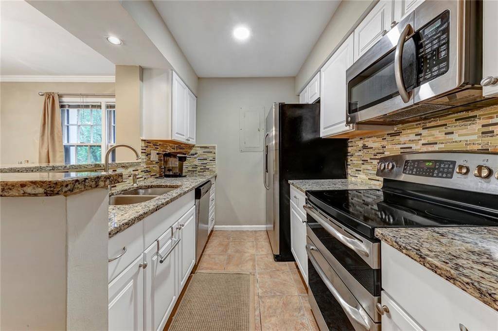 Atlanta, GA 30327,28 Arpege WAY NW